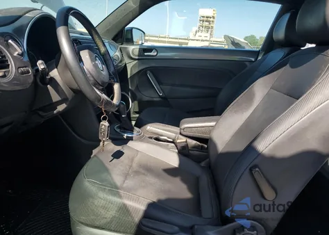 2014 Volkswagen Beetle z USA, uszkodzony, nr VIN 3VWJ07ATXEM653653